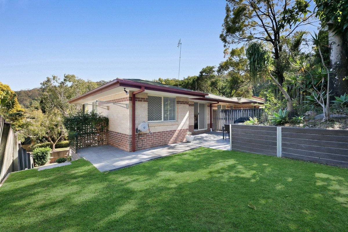 2/3 Kingia Court Burleigh Heads 16