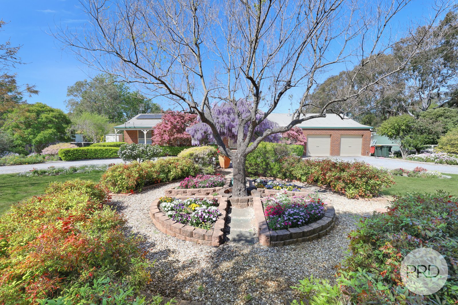 23 Kingswood Drive TAMWORTH 3