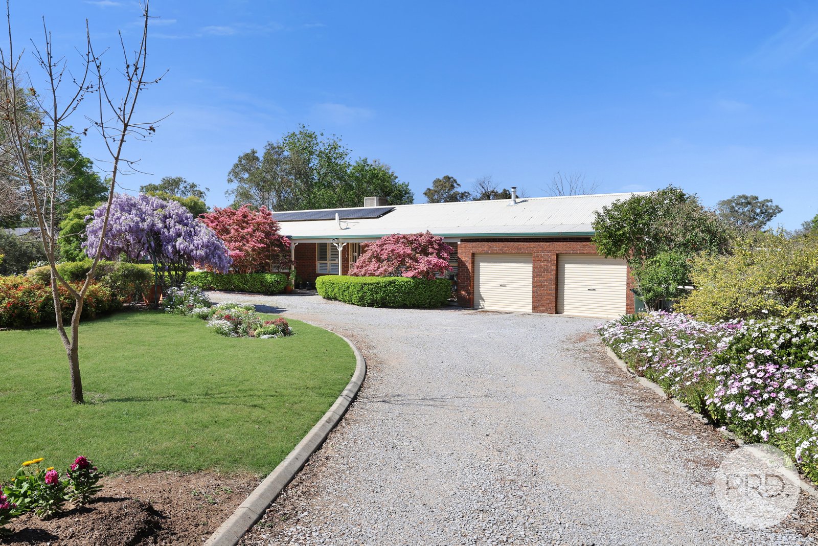 23 Kingswood Drive TAMWORTH 4