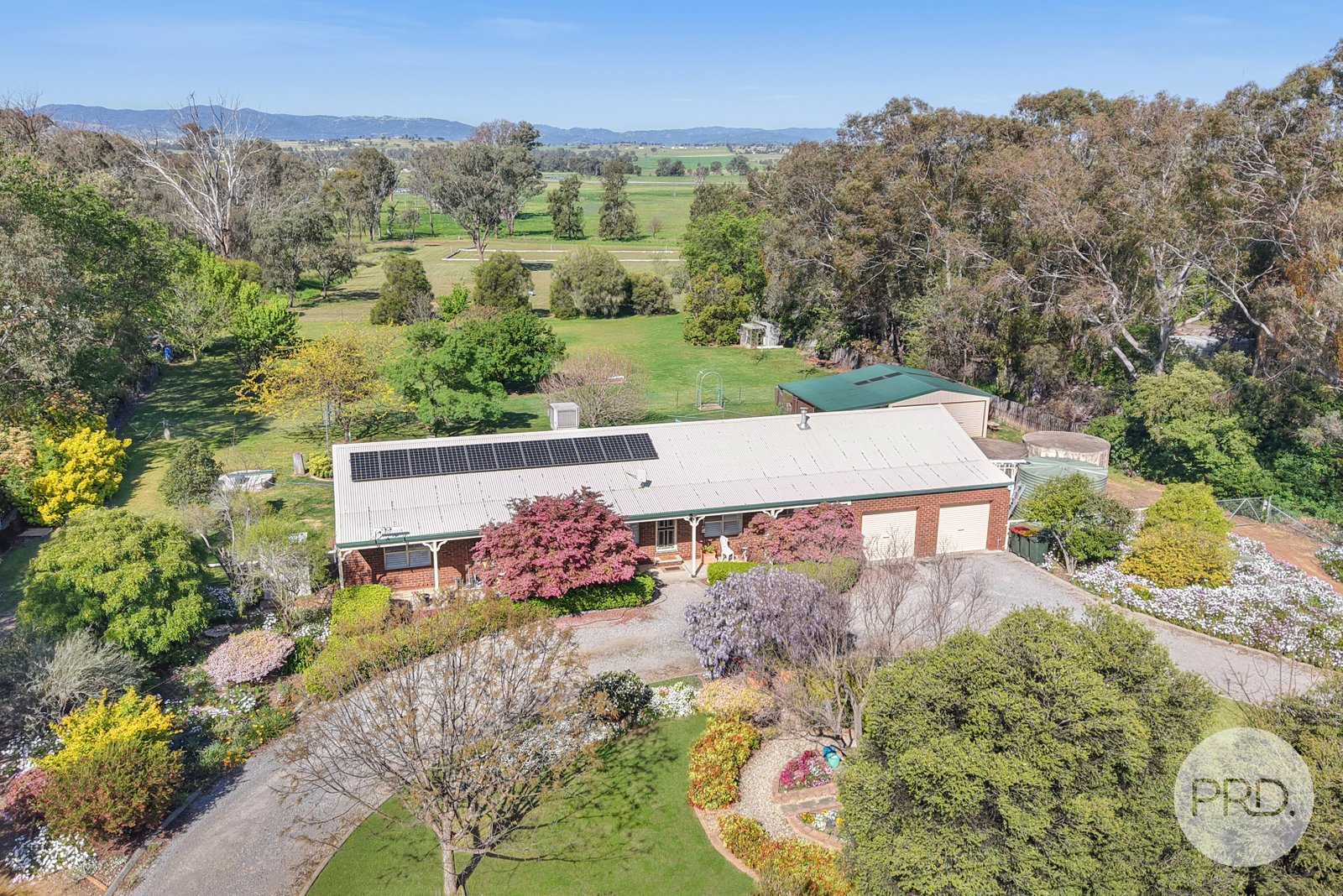 23 Kingswood Drive TAMWORTH 6