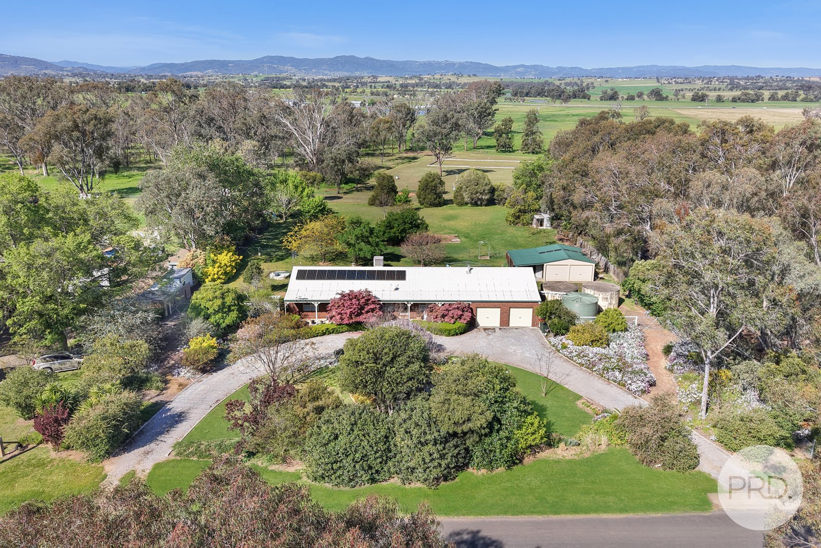 23 Kingswood Drive TAMWORTH 7