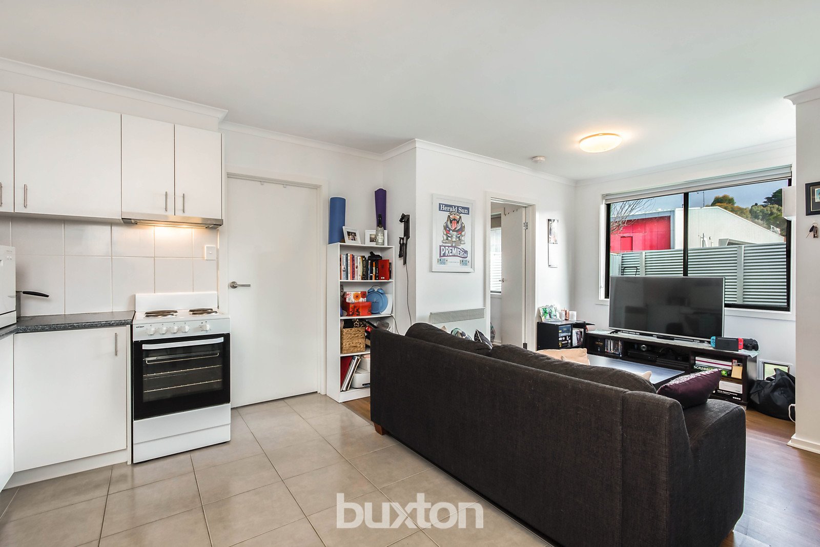 Gallery: 2/3 Kinnordy Court