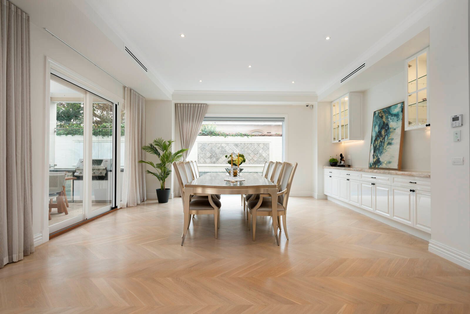 Real Estate and Property in 23 Knutsford Street, Balwyn, VIC