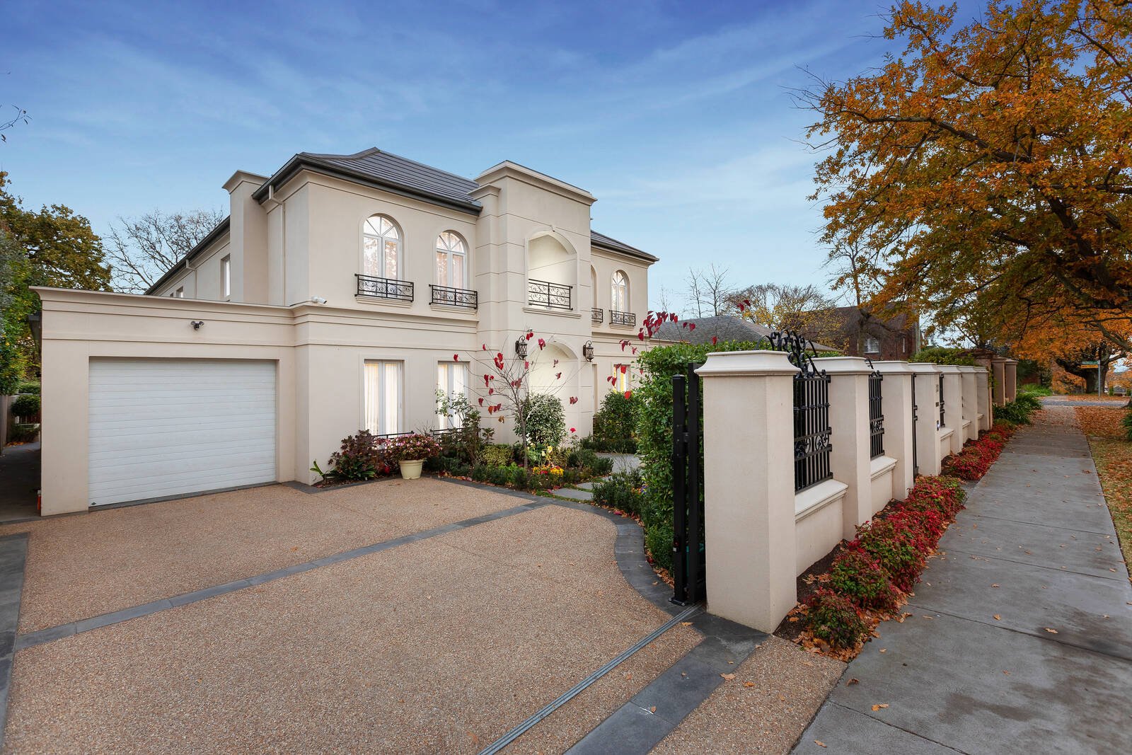 Real Estate and Property in 23 Knutsford Street, Balwyn, VIC