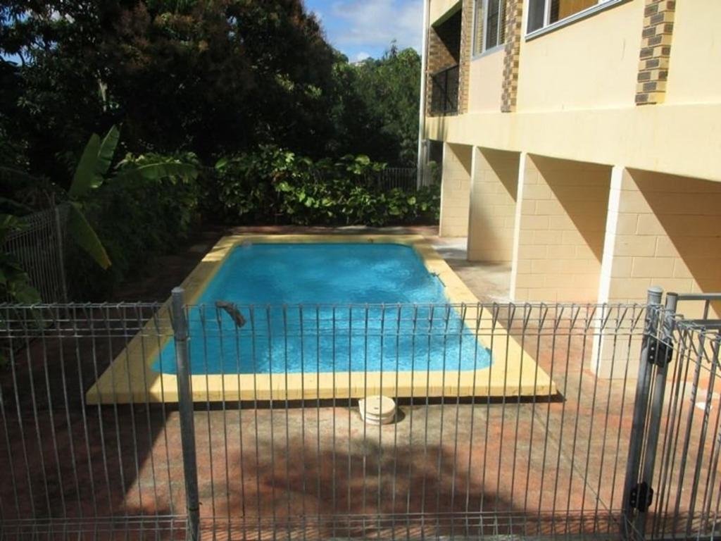 2/3 Lamond Street AIRLIE BEACH 6