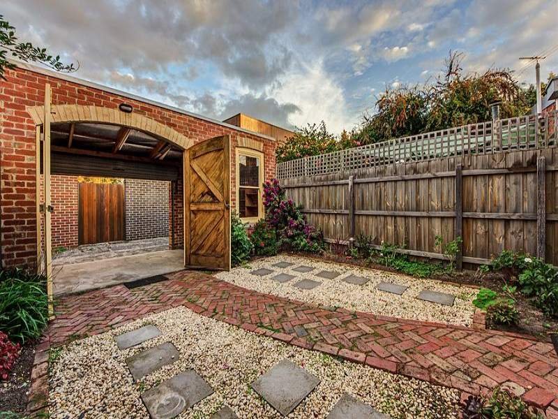 Gallery: 23 Langridge Street
