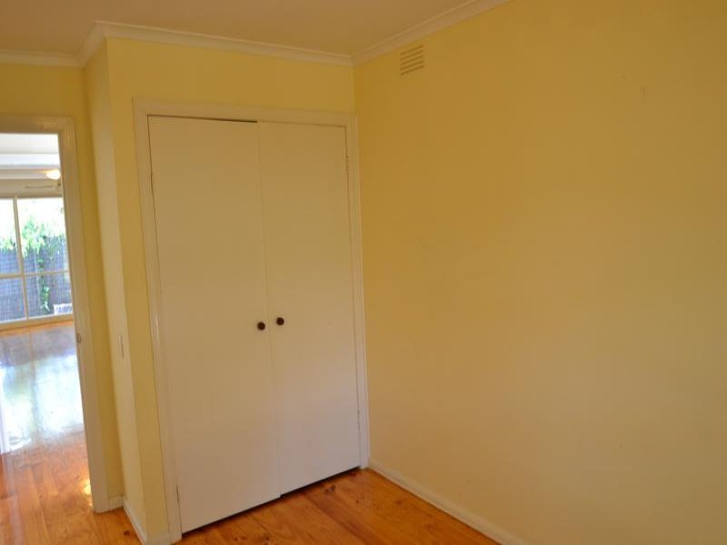 Gallery: 2/3 Latrobe Street
