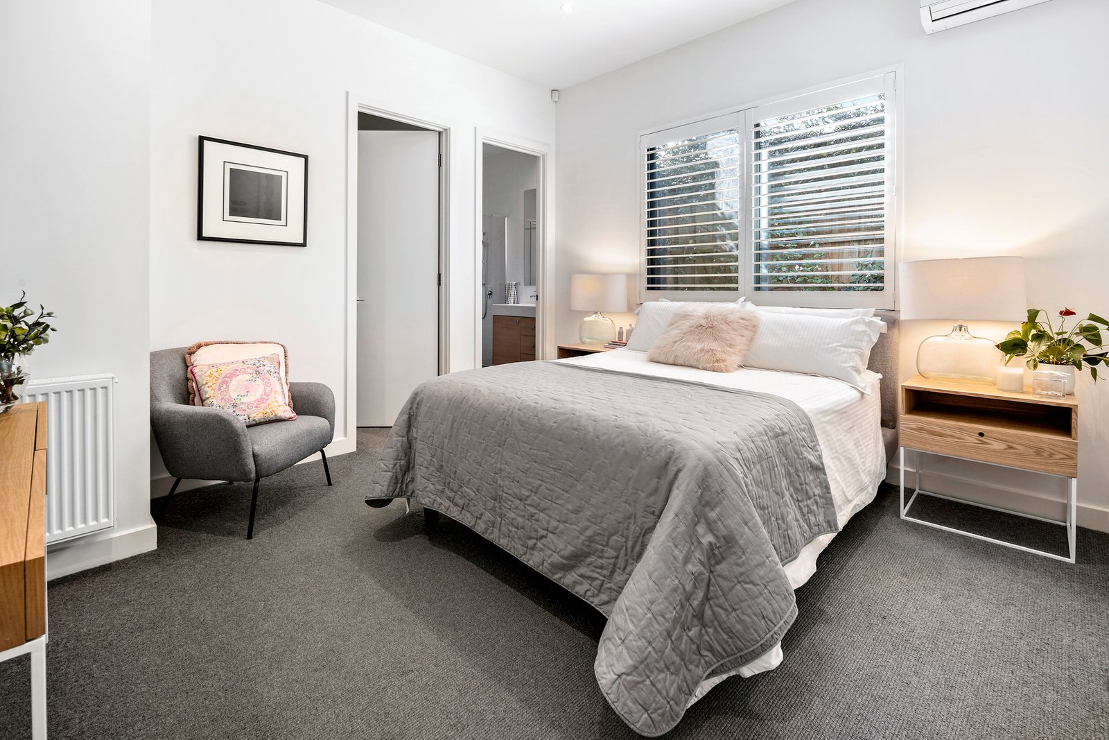 Real Estate and Property in 2/3 Laura Street, Caulfield South, VIC