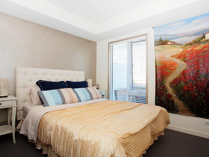 Gallery: 2/3 Liardet Street