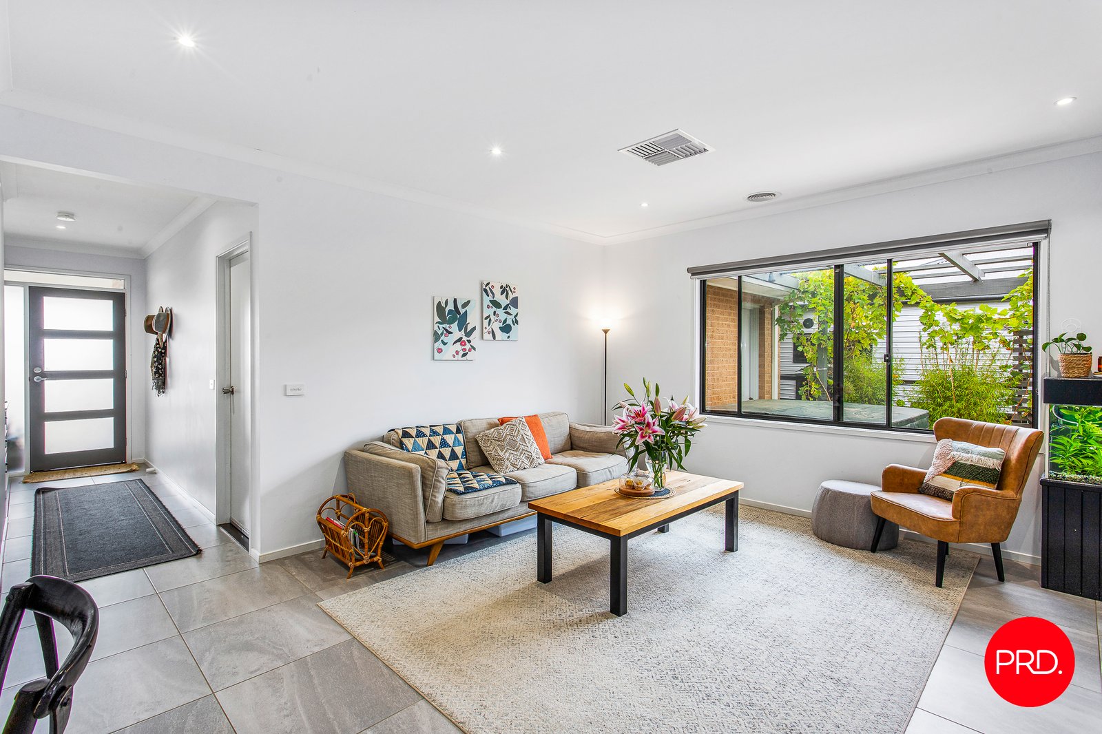 23 Limousin Court ASCOT 9