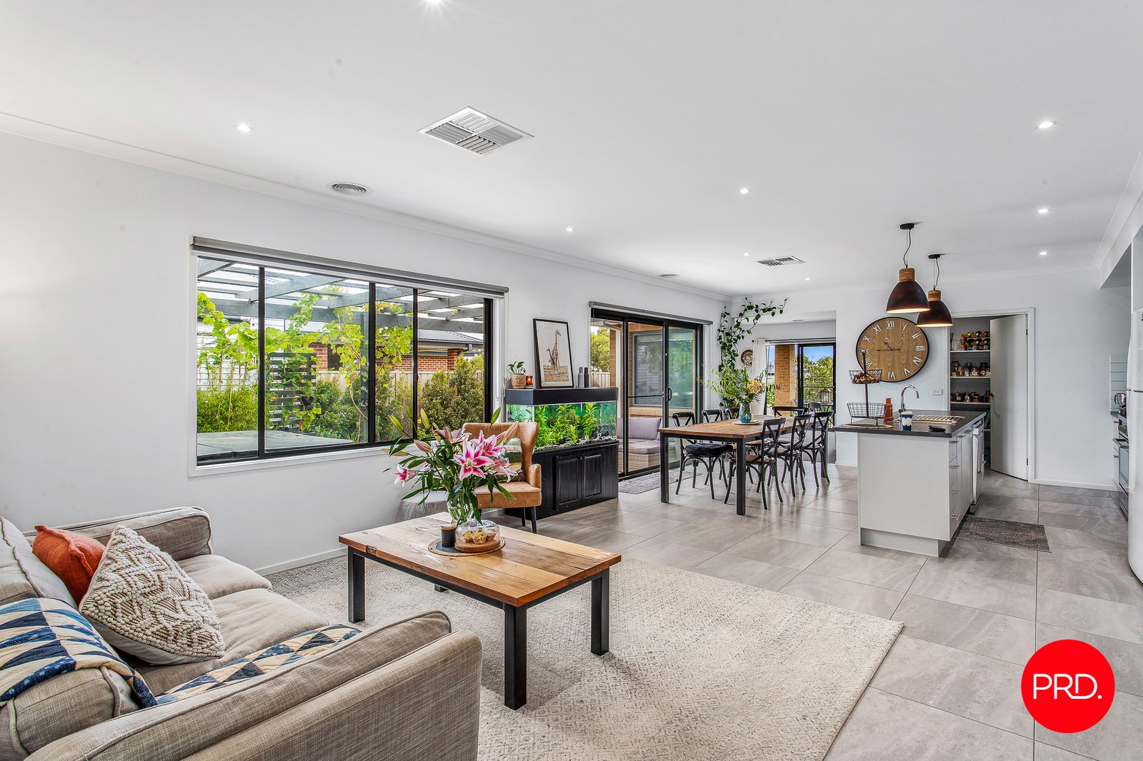 23 Limousin Court ASCOT 11