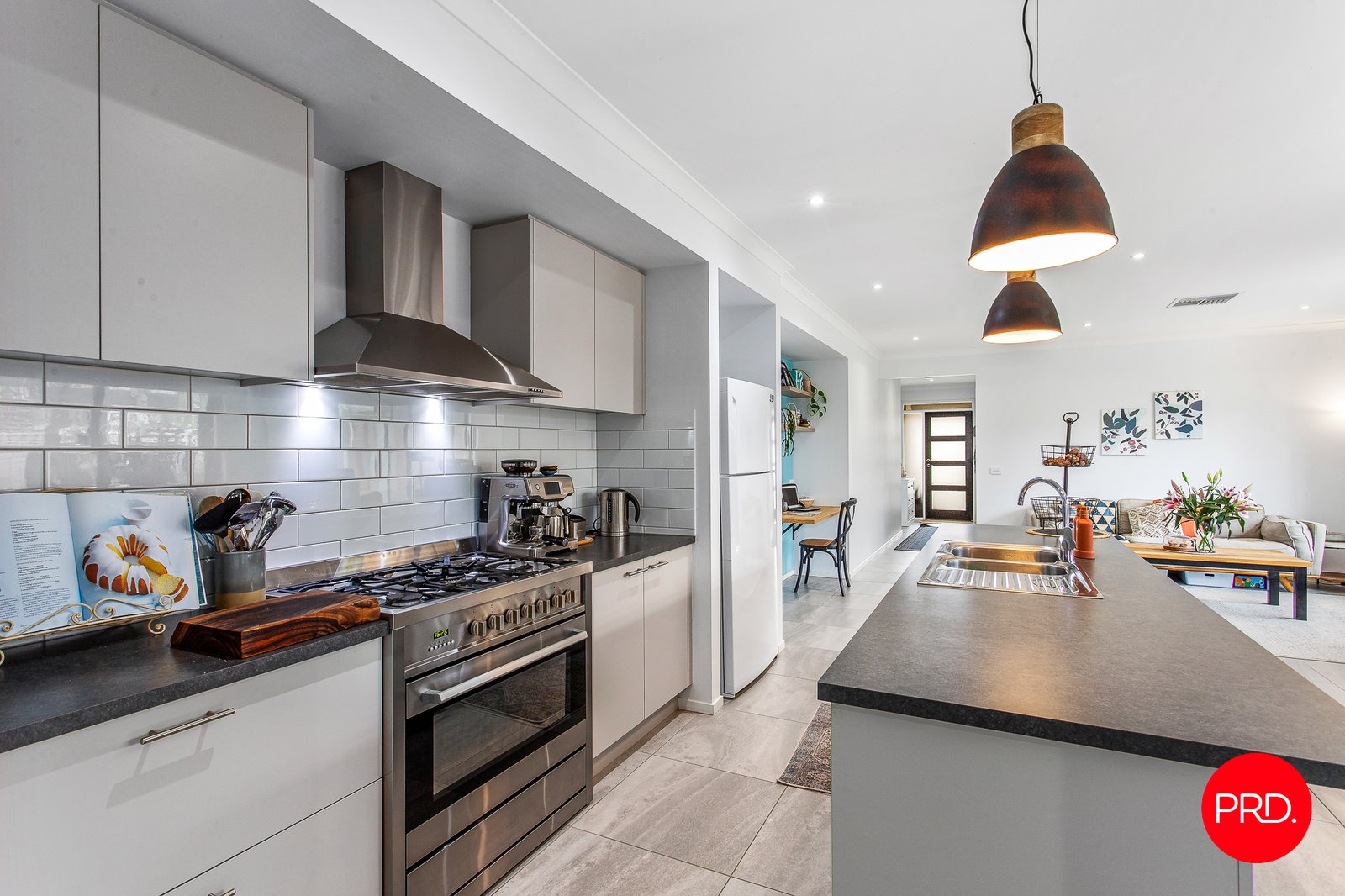 23 Limousin Court ASCOT 12