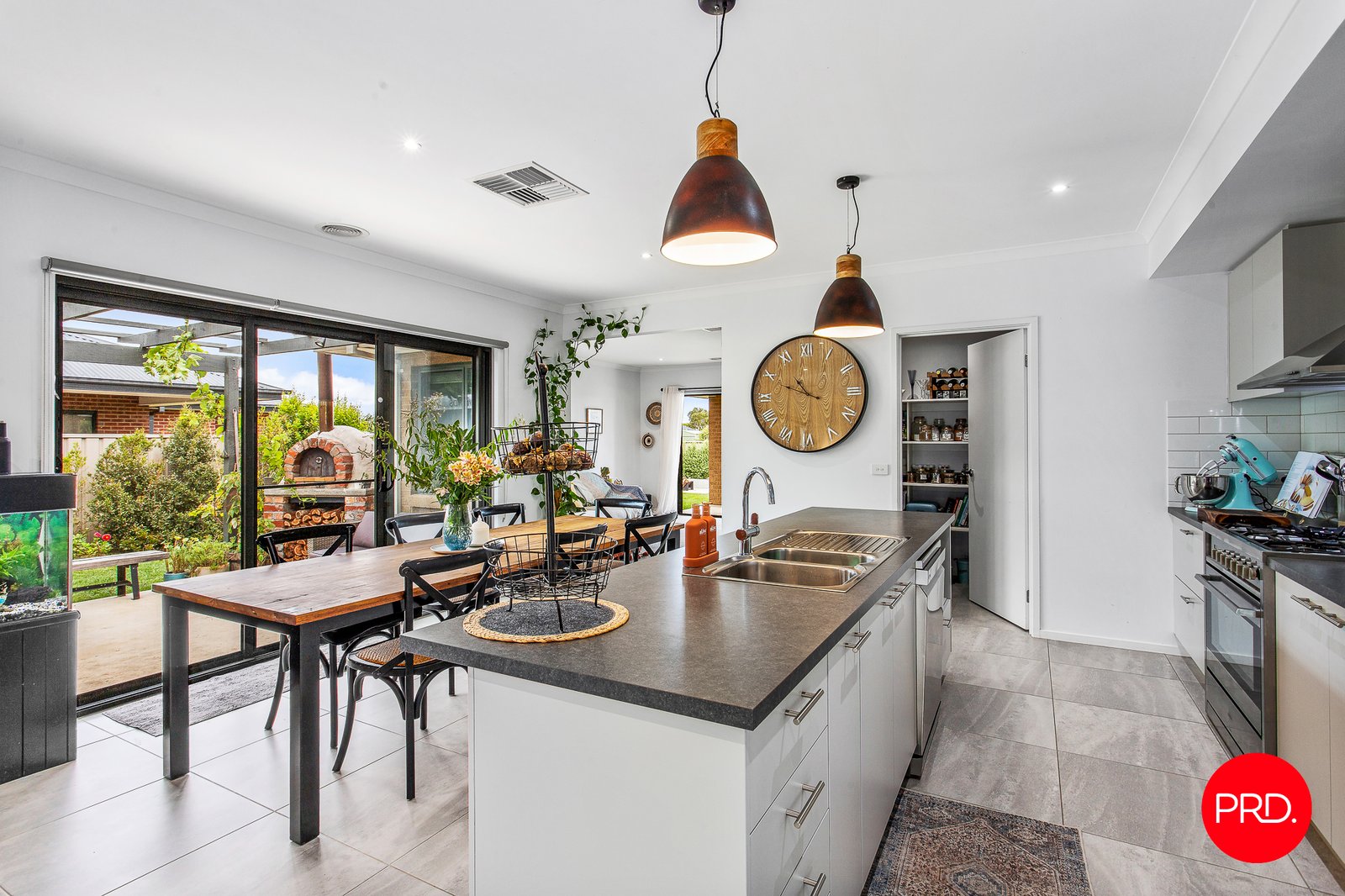 23 Limousin Court ASCOT 14