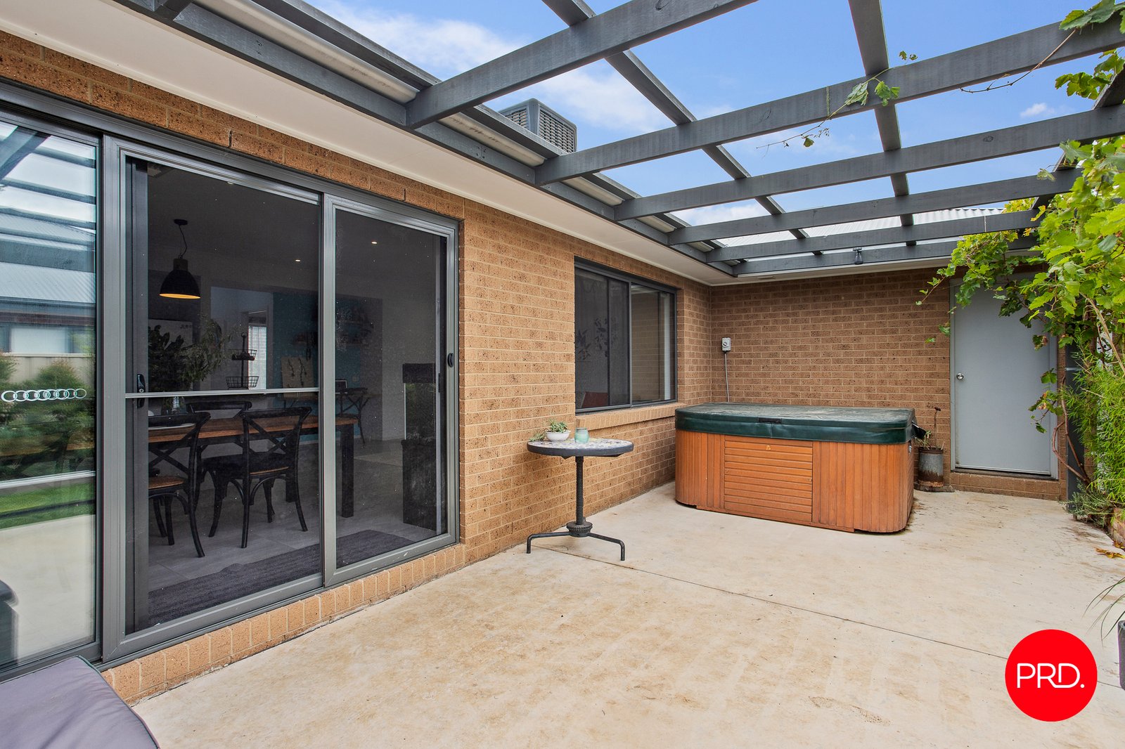 23 Limousin Court ASCOT 28