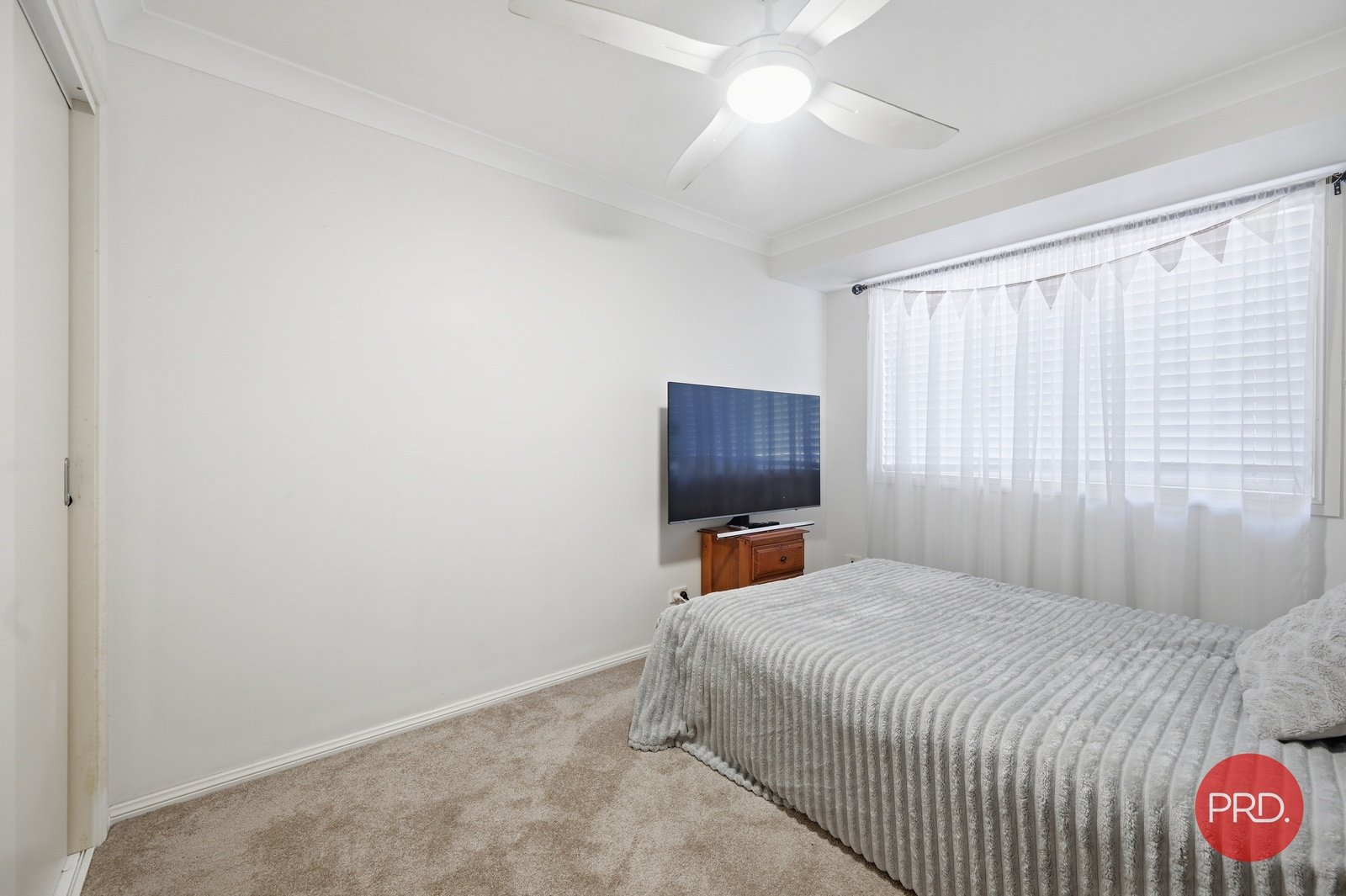 23 Loaders Lane COFFS HARBOUR 21