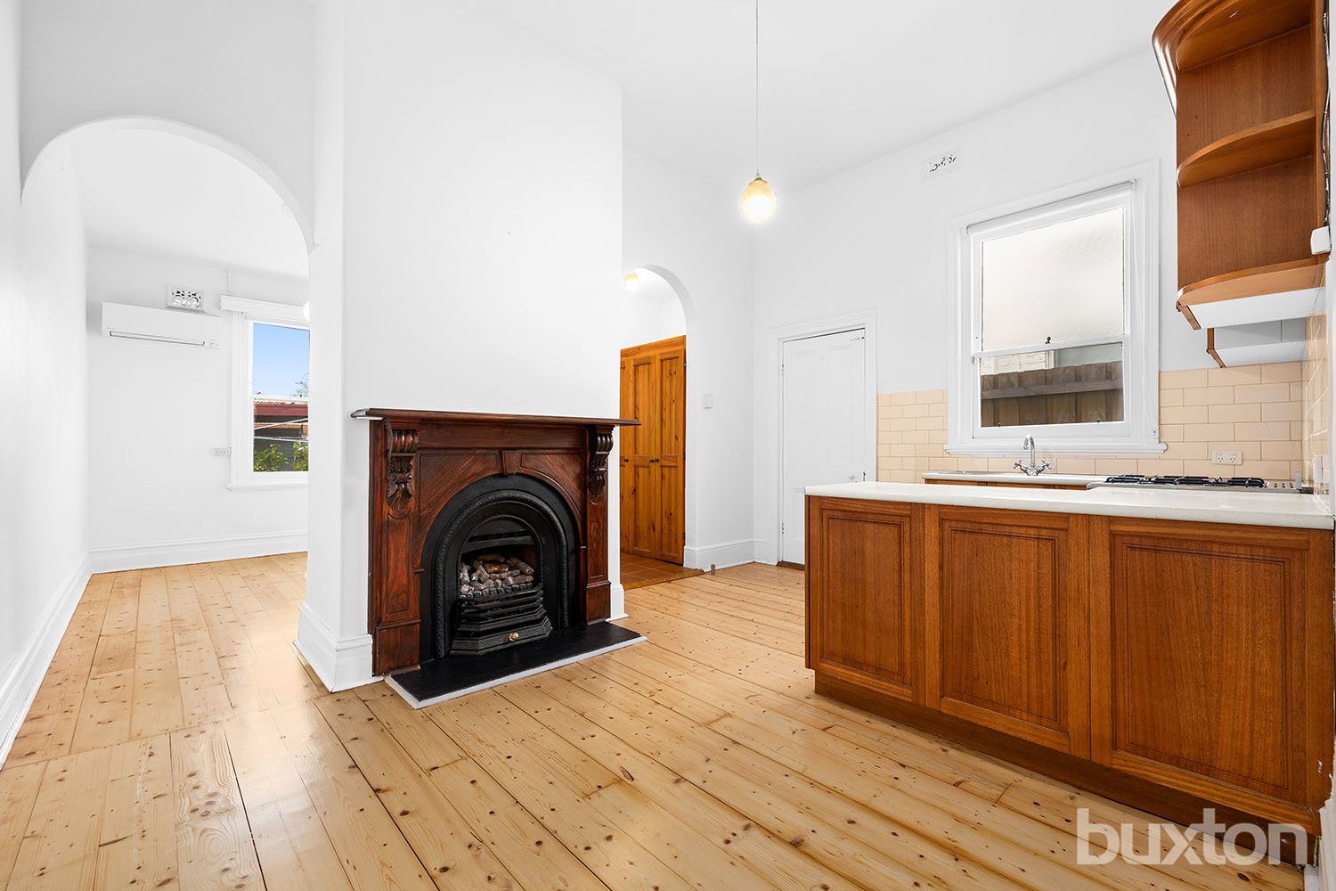 Gallery: 23 Loch Street