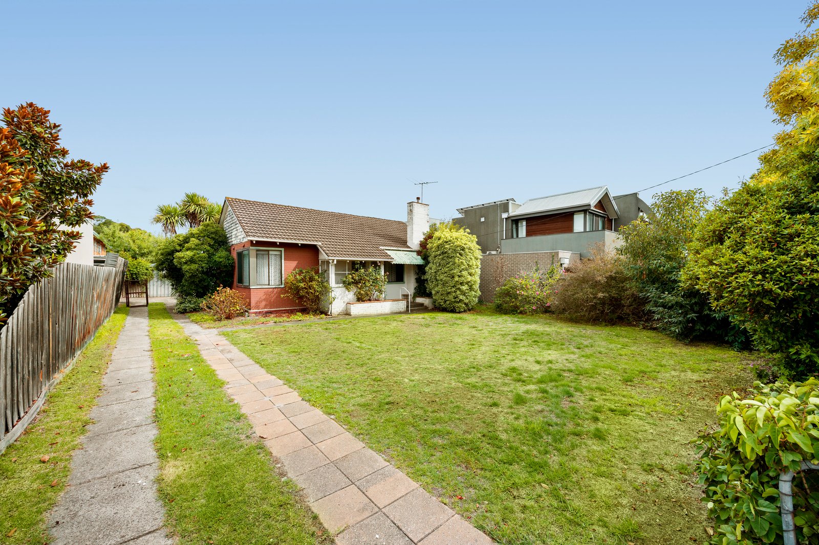 Gallery: 23 Lonsdale Avenue