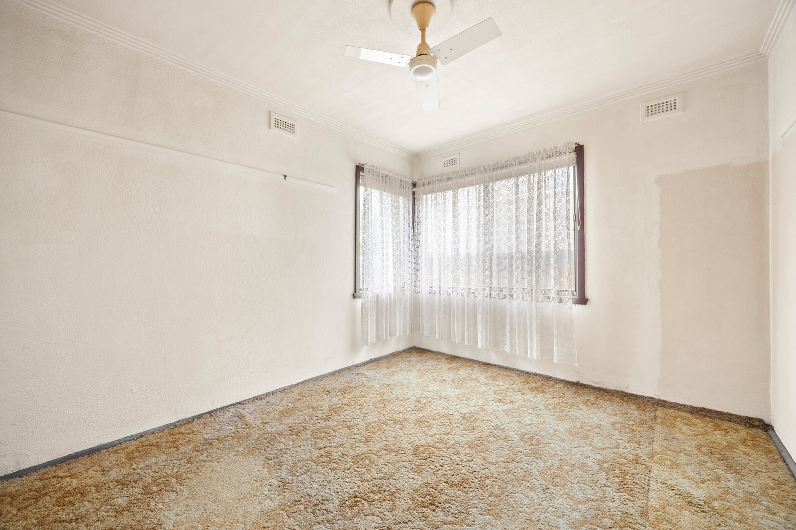 Gallery: 23 Lonsdale Avenue