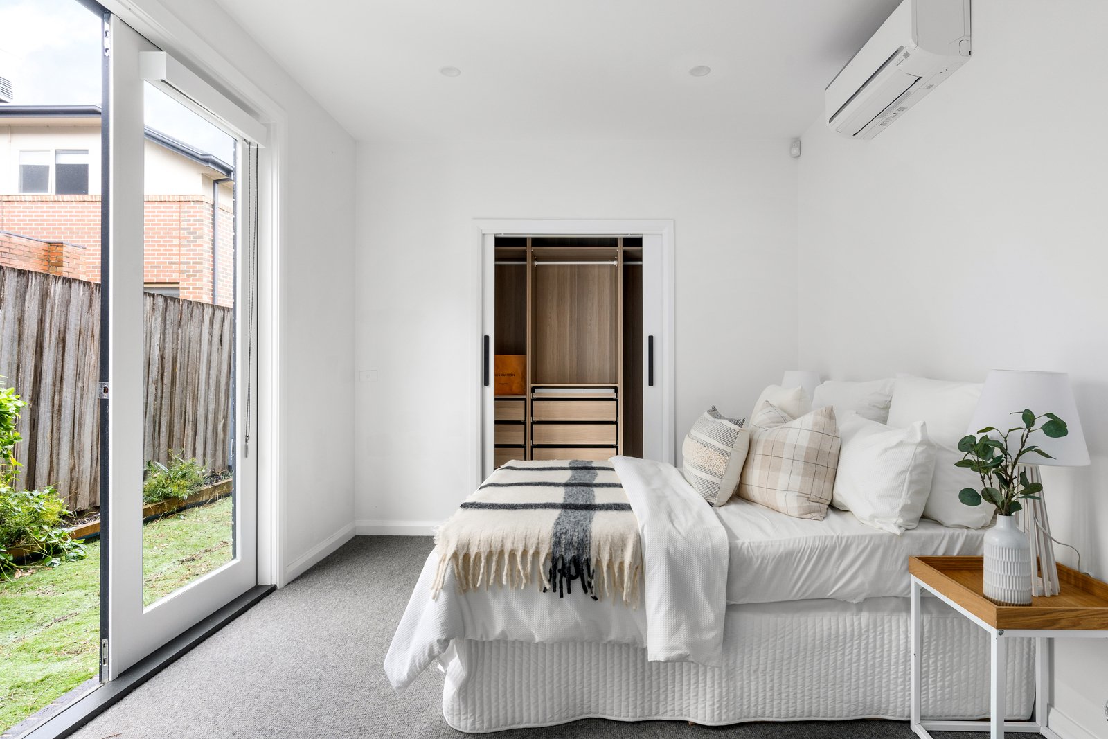 Real Estate and Property in 2/3 Lorna Avenue, Northcote, VIC