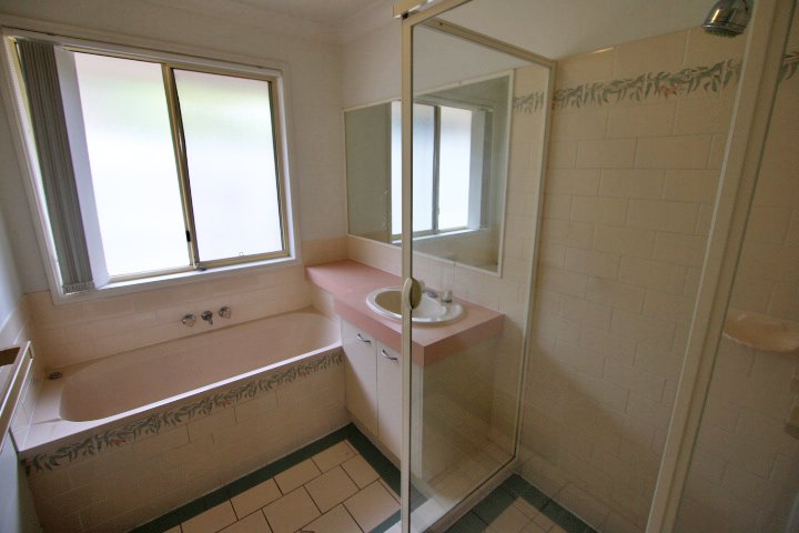 23 Lucille Ball Place PARKWOOD 13