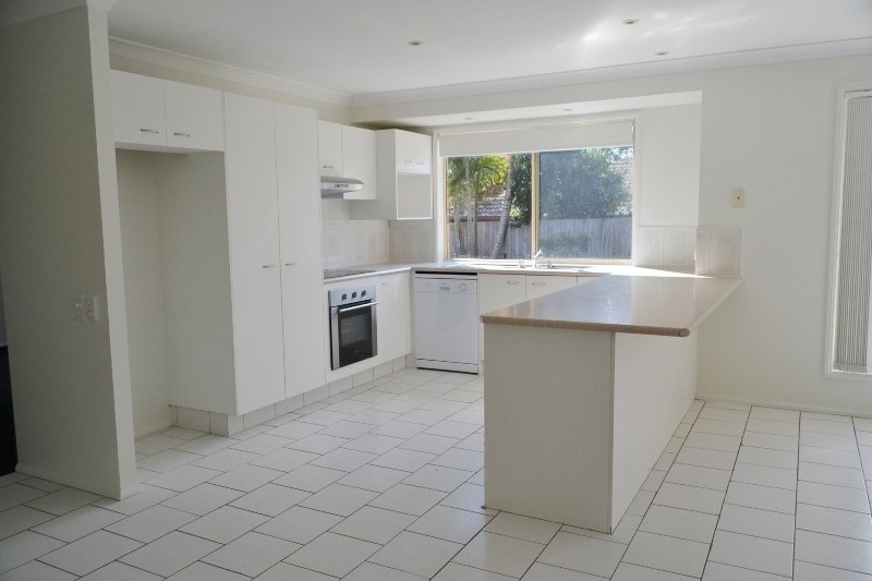 23 Lucille Ball Place PARKWOOD 3