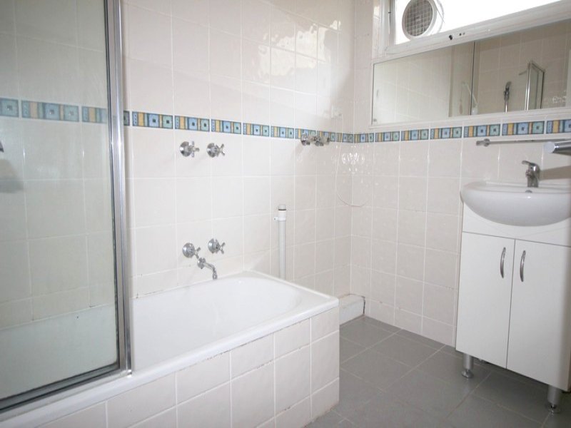 Gallery: 2/3 Mackenzie Street