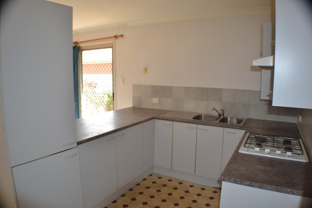 23 Manitoba Place WAVELL HEIGHTS 2