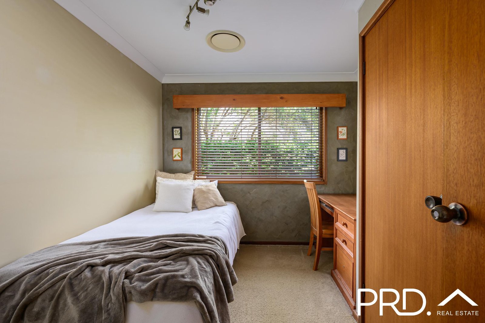 23 Marks Street CHESTER HILL 10