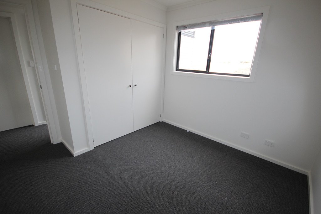 23 McGill Rise CLAREMONT 12