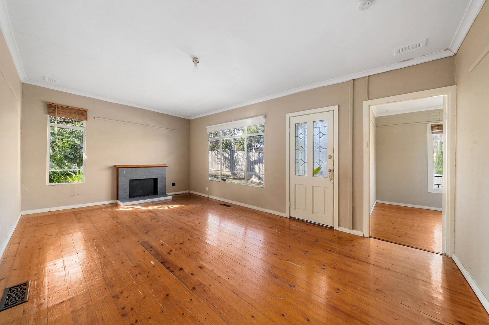 Gallery: 23 Melinga Crescent