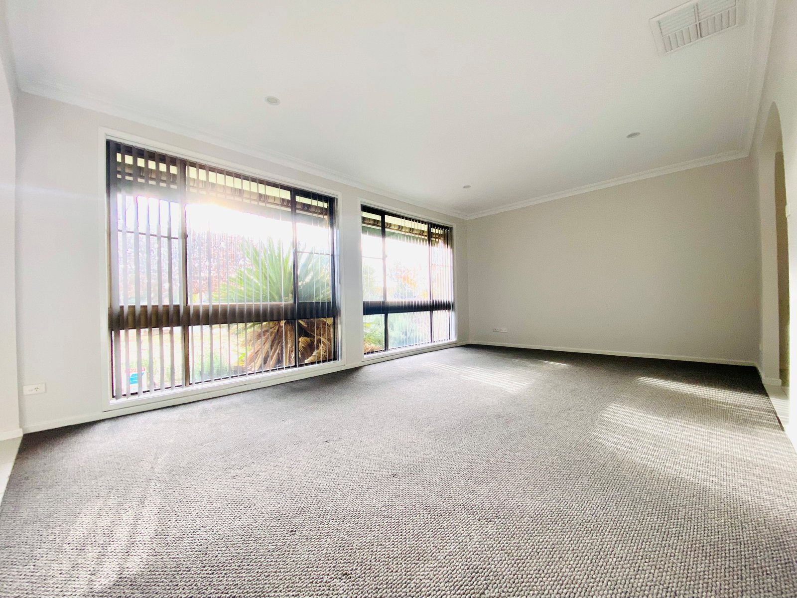 23 Melissa Avenue TAMWORTH 5