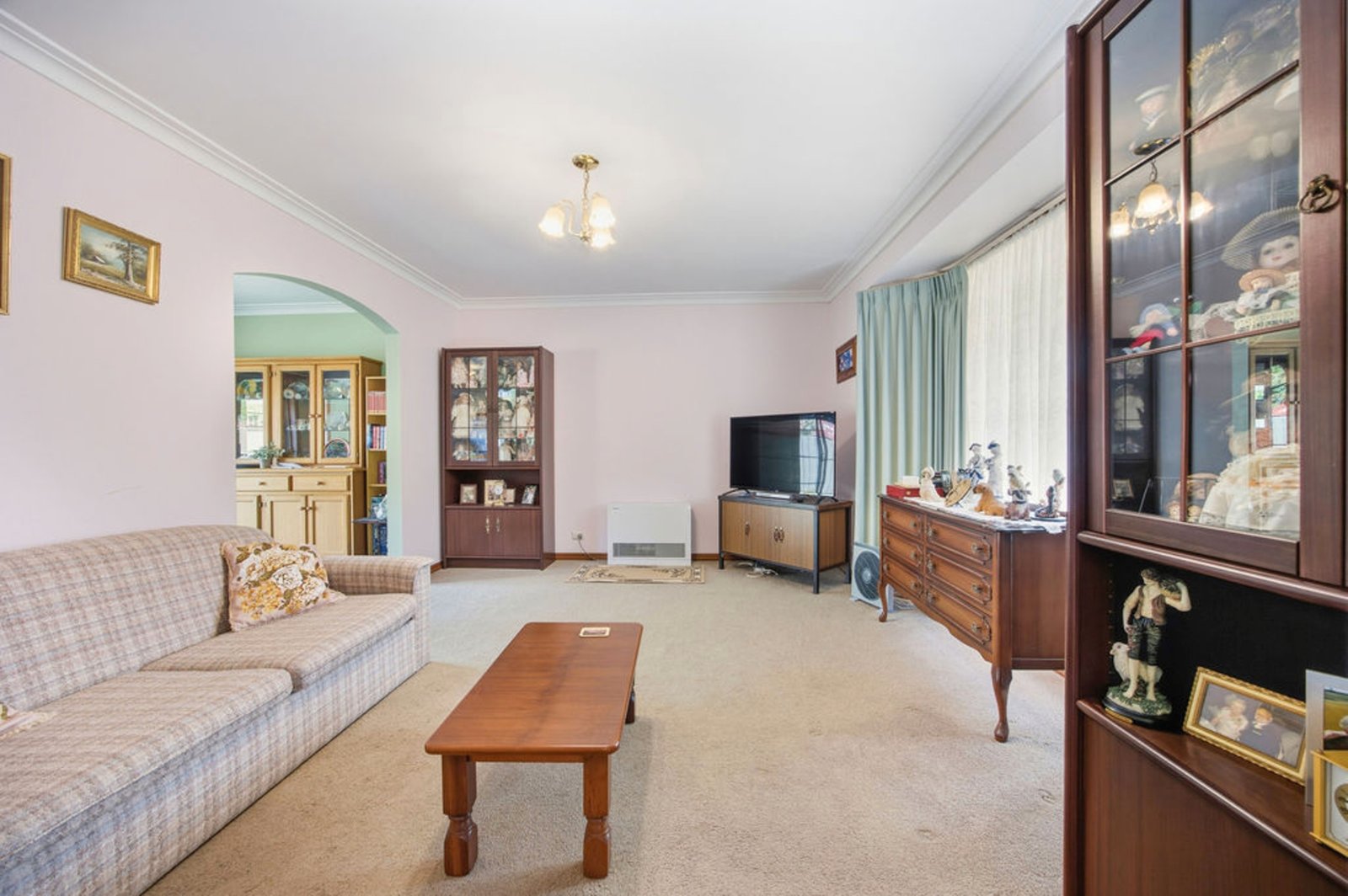 Gallery: 2/3 Midlands Drive