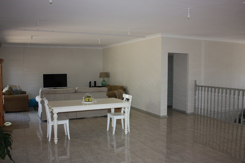 23 Monash Street MENAI 2