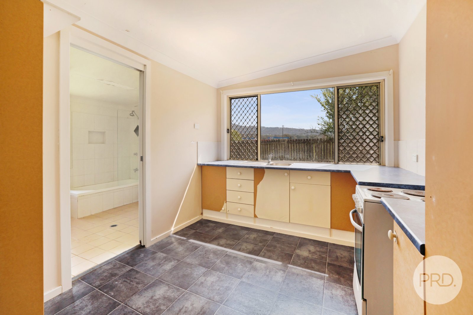 23 Munro Street MURRURUNDI 9