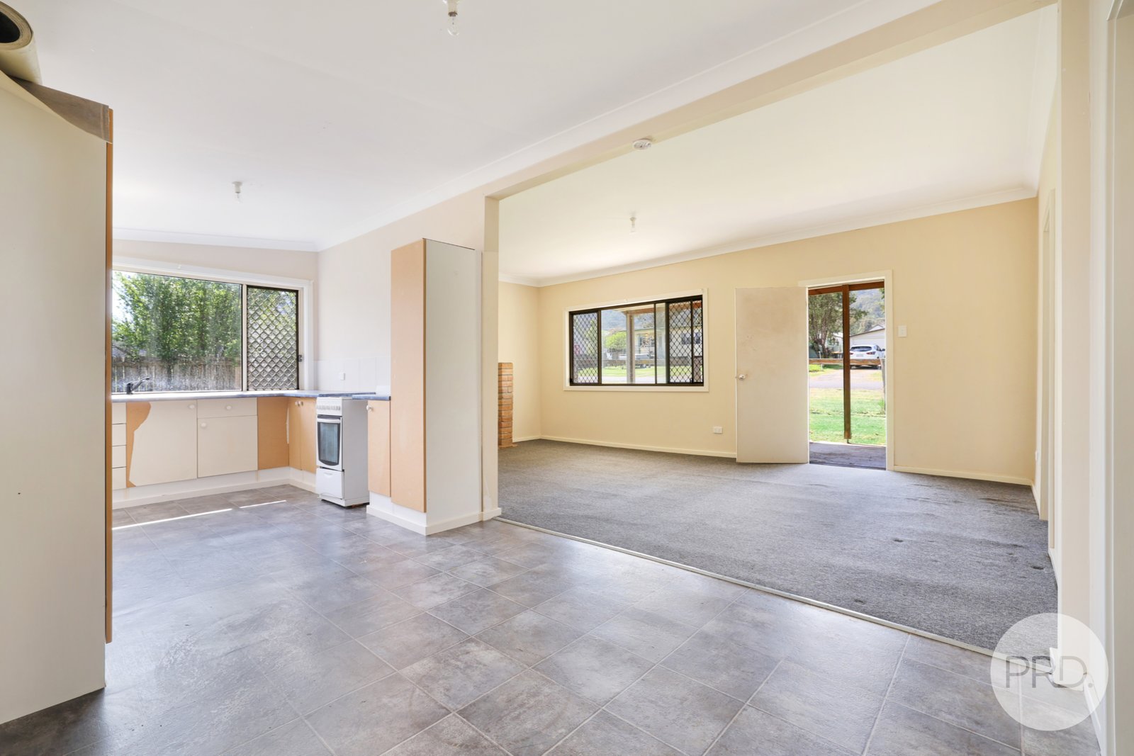 23 Munro Street MURRURUNDI 20