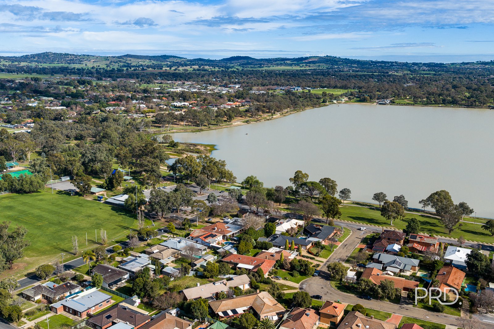 23 Myall Cres  LAKE ALBERT 2