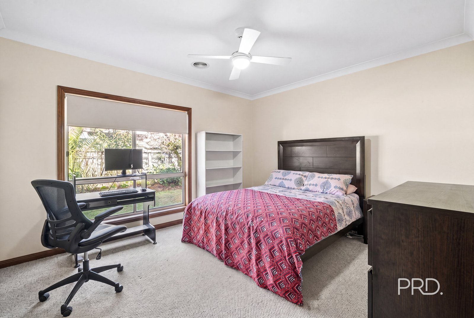 23 Myall Cres  LAKE ALBERT 13