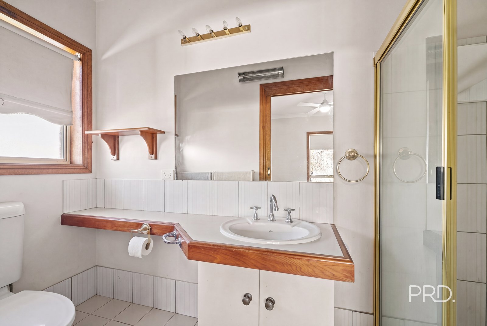 23 Myall Cres  LAKE ALBERT 14