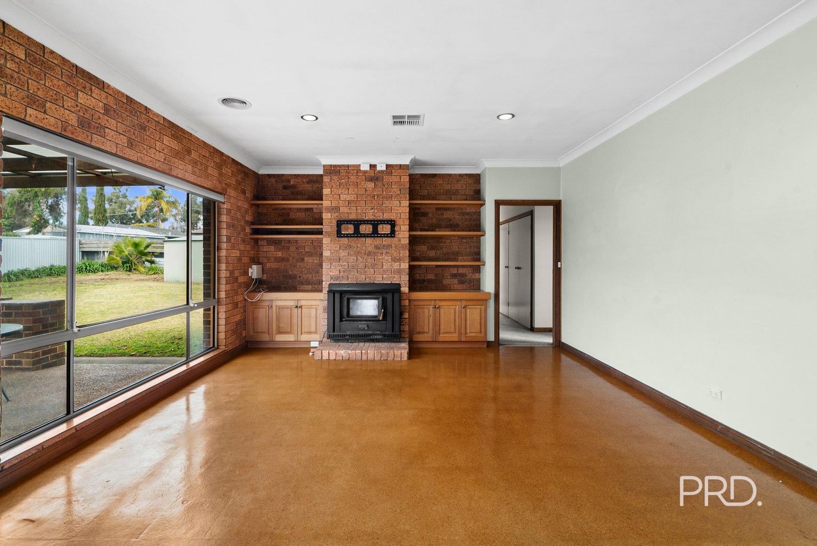 23 Myall Cres  LAKE ALBERT 29