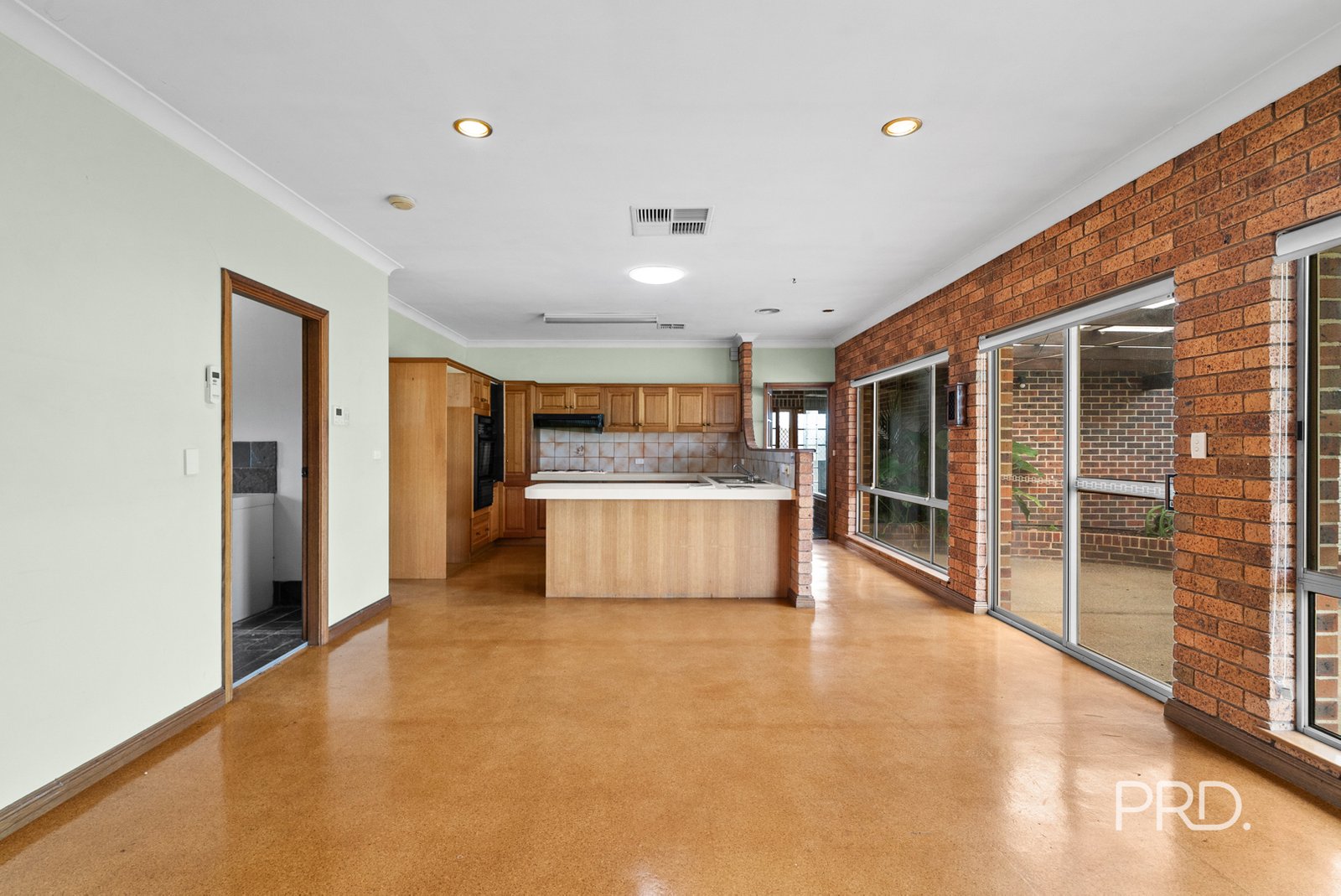 23 Myall Cres  LAKE ALBERT 30
