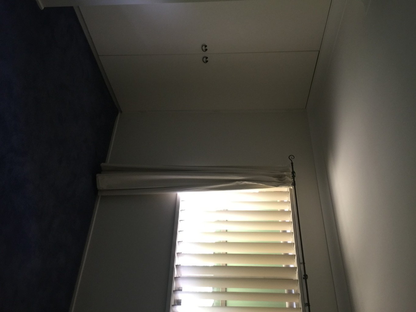 2/3 Neill Street, "Stanley Court"  ADELONG 3