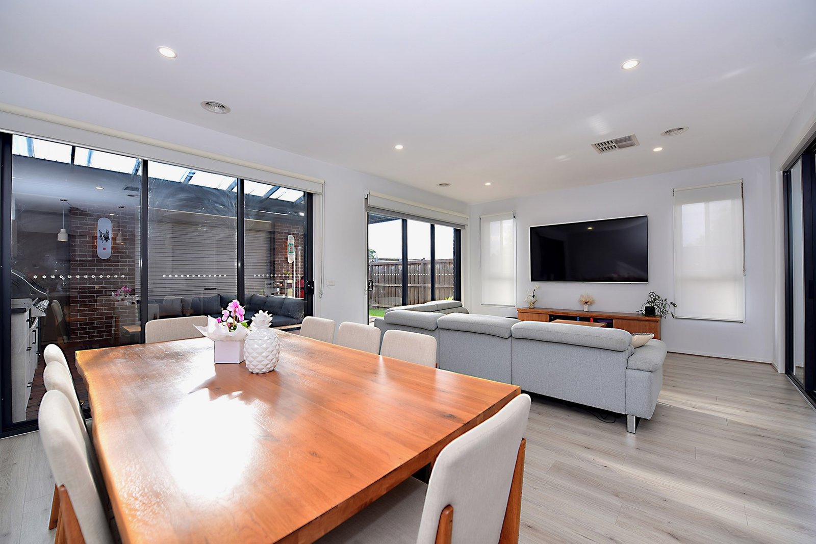 Gallery: 23 Newson Street
