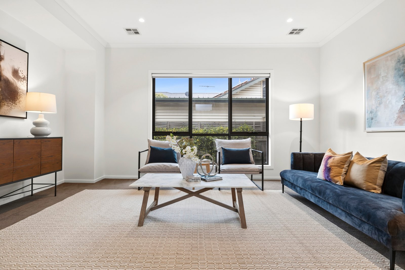 Gallery: 23 Oak Street