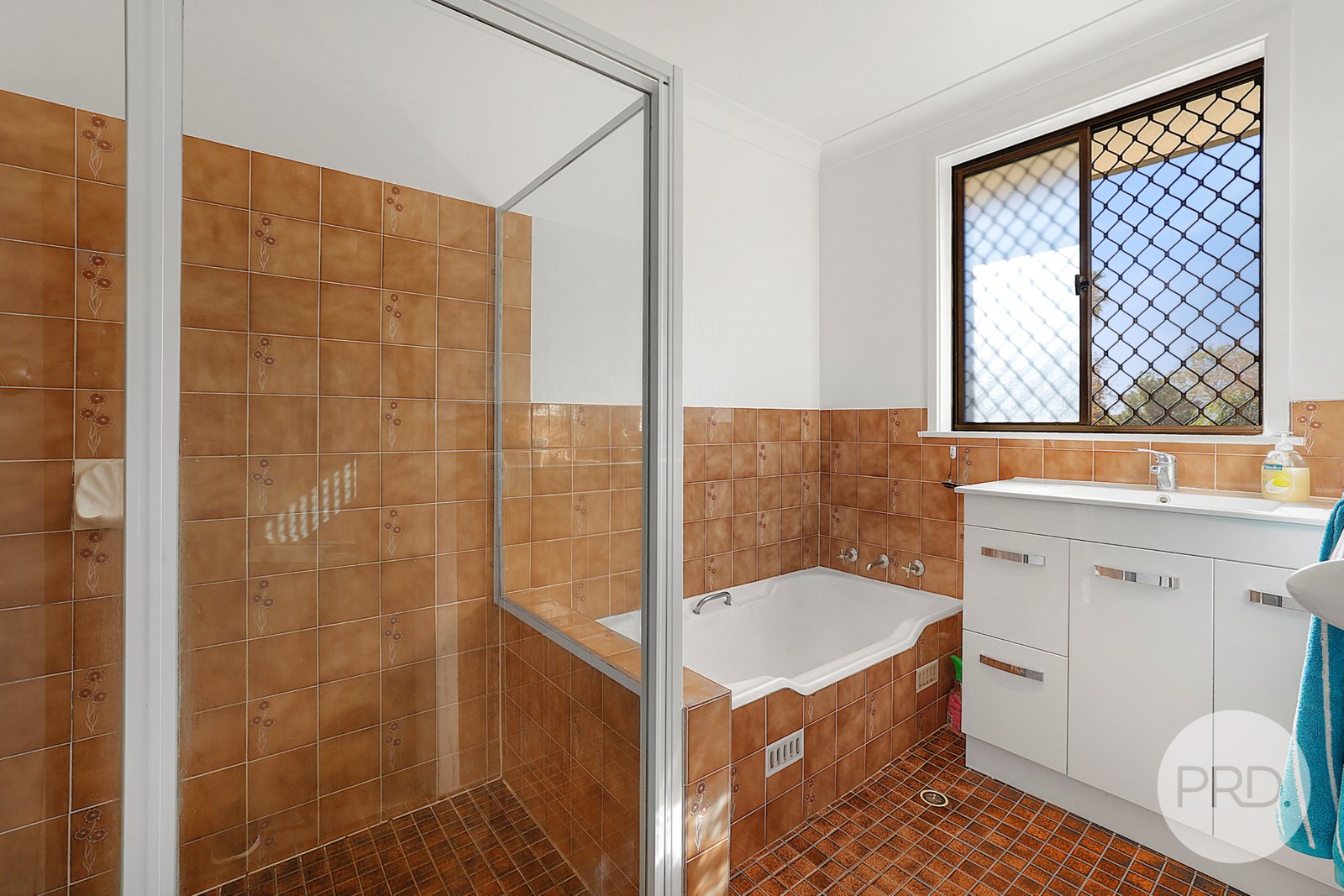 23 Oak Street TAMWORTH 11