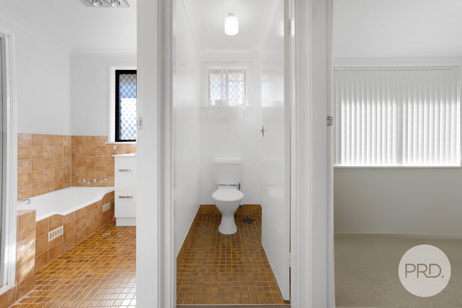 23 Oak Street TAMWORTH 12