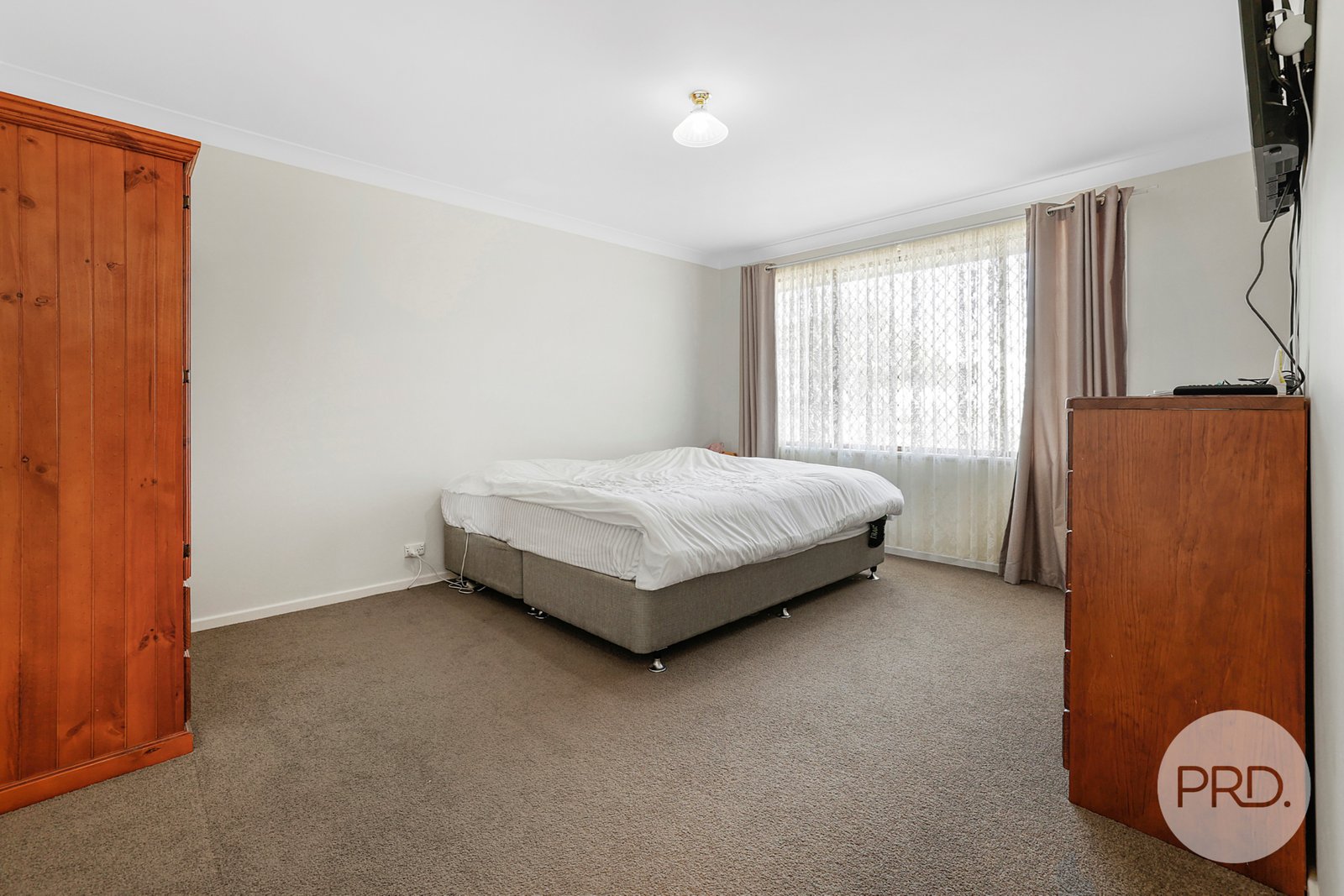 23 Oak Street TAMWORTH 13