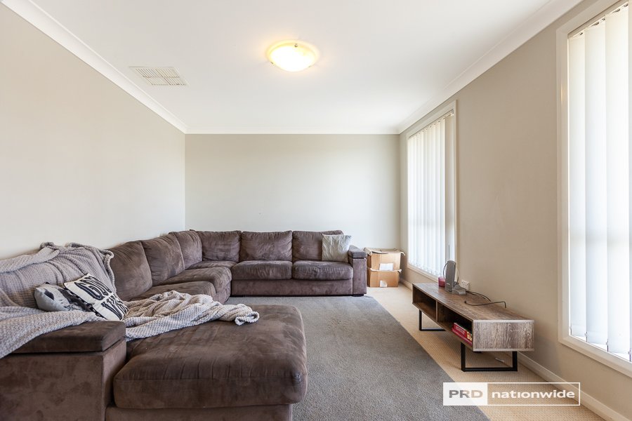 23 Orley Drive TAMWORTH 8