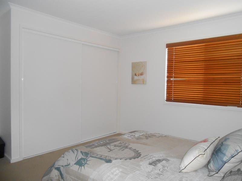 2/3 Overlanders Way TAMWORTH 5