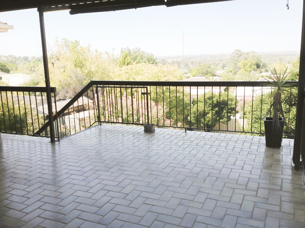 23 Panorama Street KOORINGAL 6