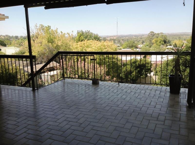 23 Panorama Street KOORINGAL 6